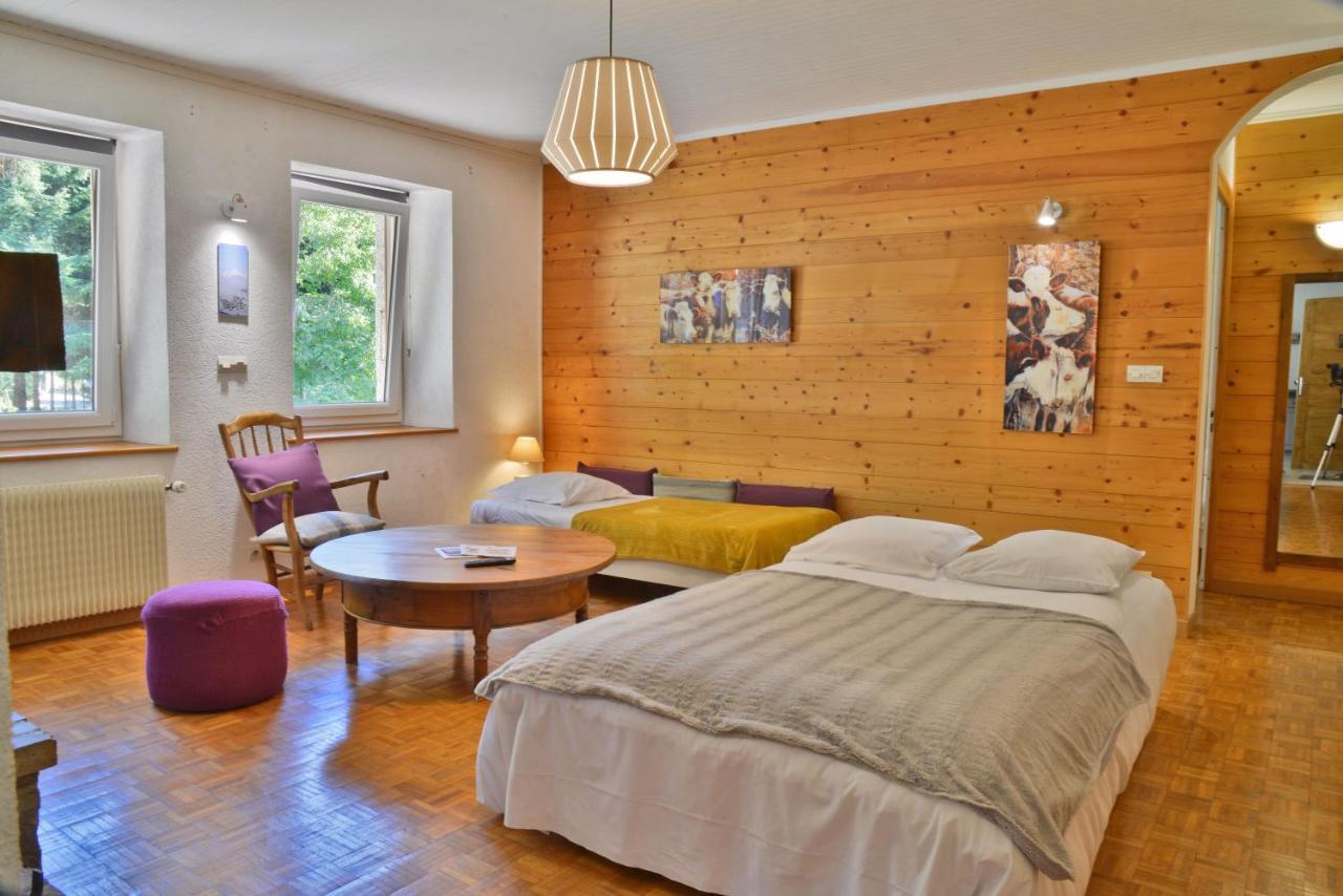 Appartement 6 Pers 70 M² Dans Chalet Chez Marie Монрйон Екстер'єр фото