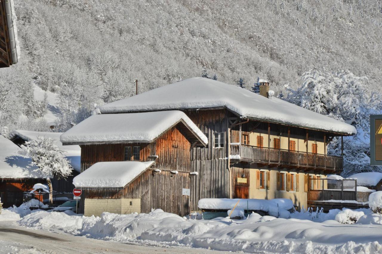 Appartement 6 Pers 70 M² Dans Chalet Chez Marie Монрйон Екстер'єр фото
